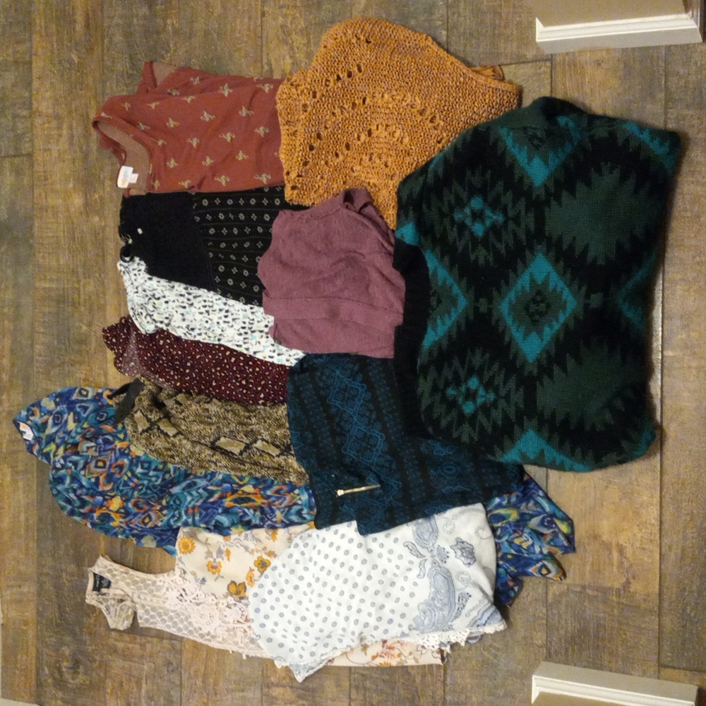 Women's Clothing Bundle Sizes Small & Medium, 12 Pieces